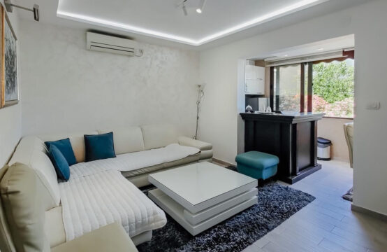 Апартамент с видами недалеко от Старого города