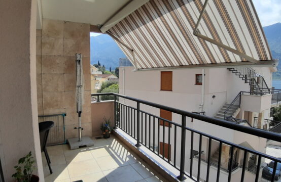 Apartment with three bedrooms 70m from the sea