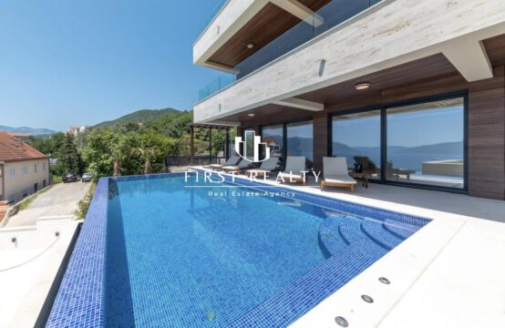 Modern villa overlooking Porto Montenegro