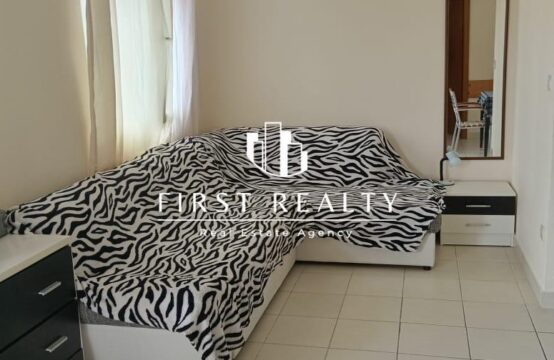 One bedroom apartment 80 meters from the beach