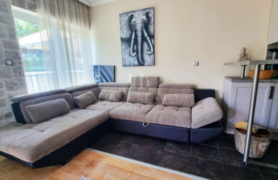 Two bedroom apartment in a complex with a swimming pool