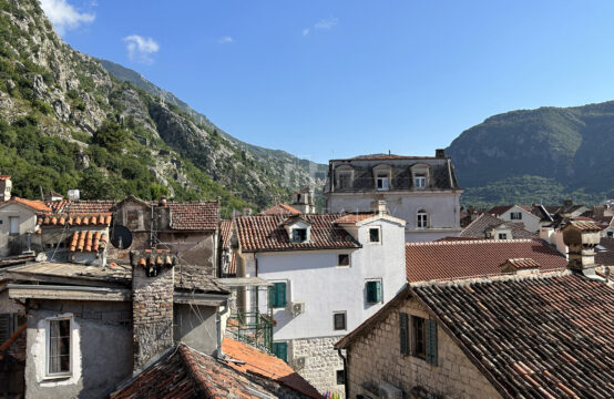 Two bedroom apartment in the Old Town of Kotor