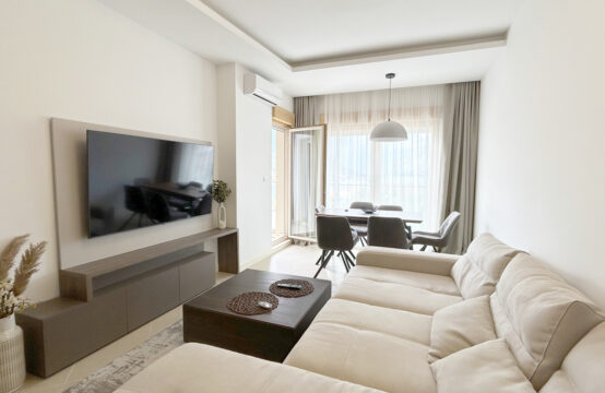 One bedroom apartment with good sea view