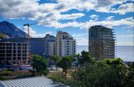 Sea view apartment in the Irish Adriatic complex