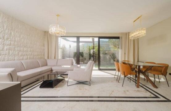 Ликвидный таунхаус с бассейном