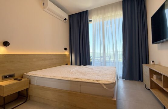 Modern studio in the prestigious Royal Blue Resort &#038; Residences complex