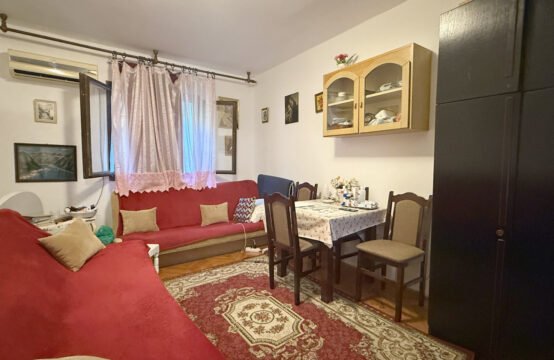 Уютная квартира в развитом районе Доброты